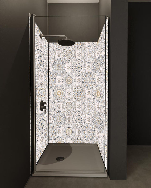 Duschrückwand - Beige Mosaikfliesen Muster mit geometrischen Formen
