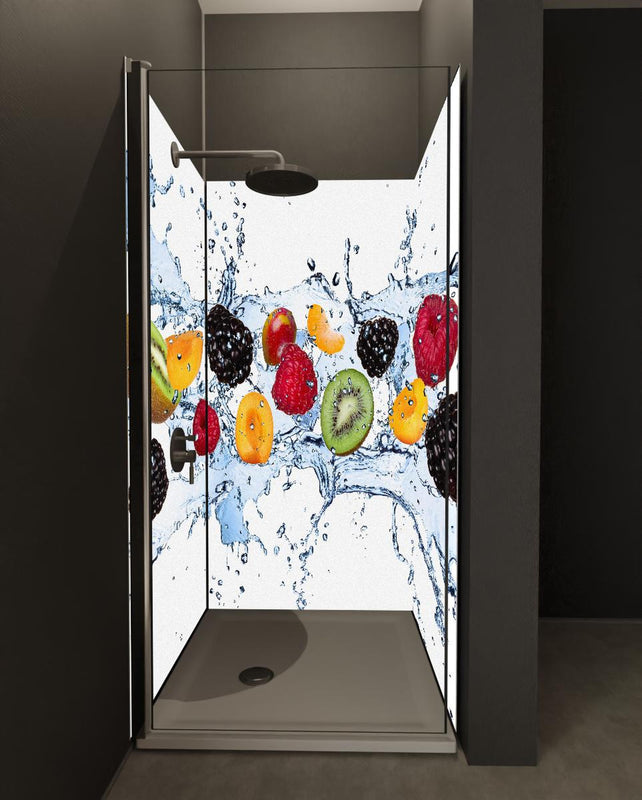Duschrückwand - Buntes Fruchtwasser-Splash Fotografie