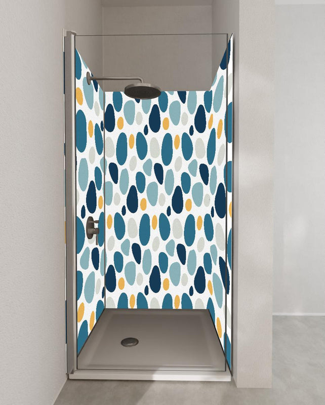Duschrückwand - Dekoratives Blau-Weiß-Oranges Designmuster
