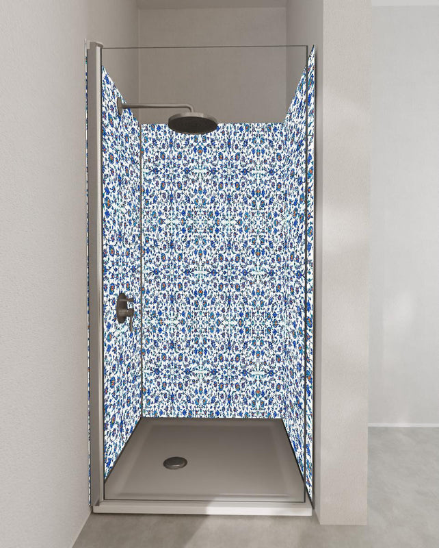 Duschrückwand - Kachel-Mosaik mit Blumen in Blau-Weiß