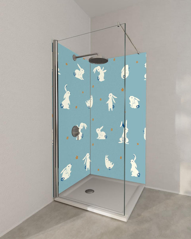 Duschrückwand - Kindliches Kaninchen Muster auf Blau