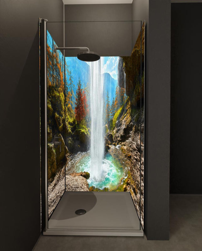 Duschrückwand - türkiser Wasserfall in Slowenien