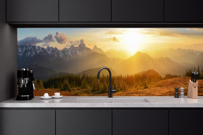 Küchenrückwand - Berge im Sonnenuntergang