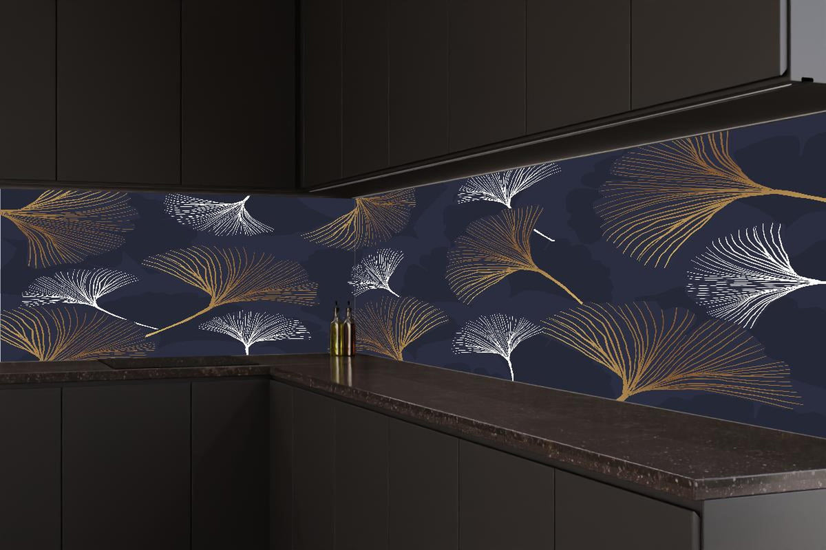Küchenrückwand - Eleganter metallischer Farn auf dunklem Hintergrund