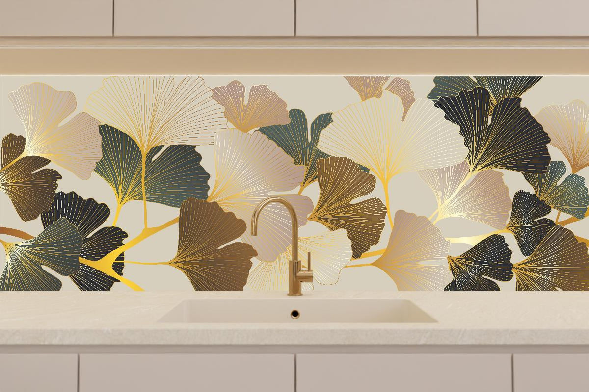 Küchenrückwand - Elegantes Ginkgo-Blattmotiv mit goldfarbenen Akzenten