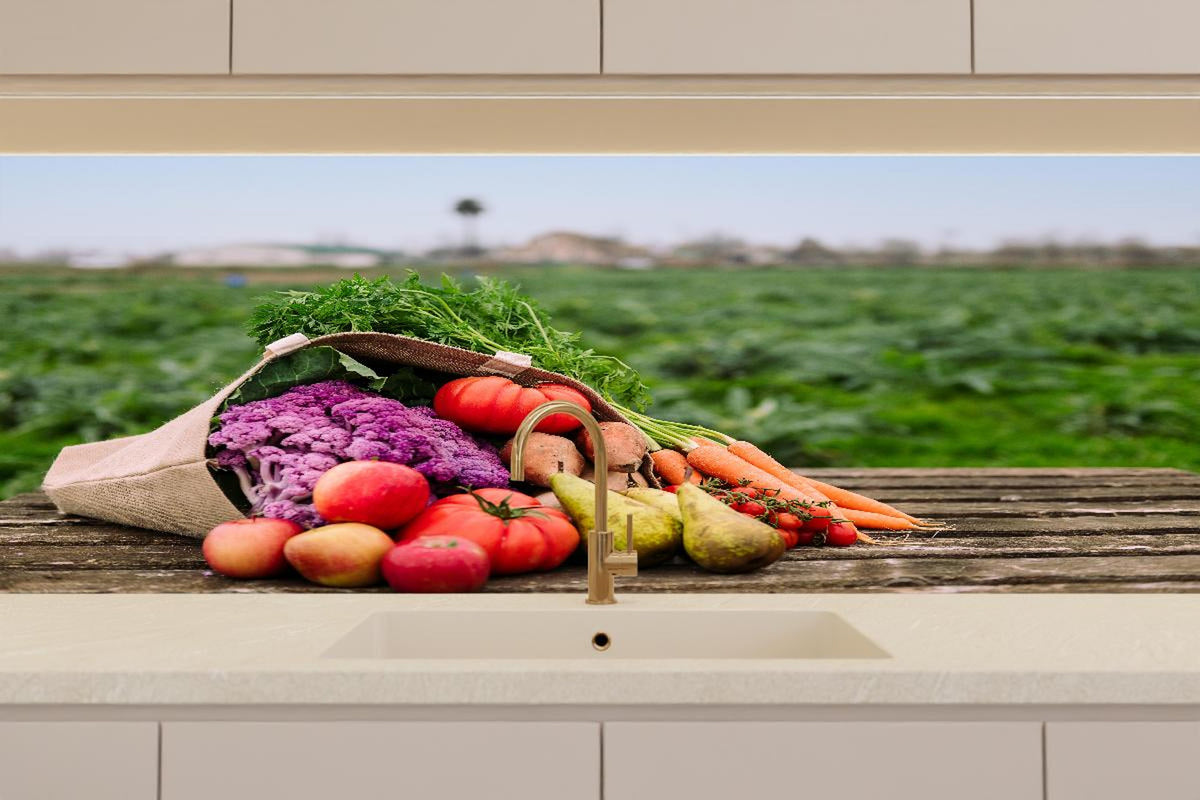 Küchenrückwand - Frische Bio-Ernte in Bunt
