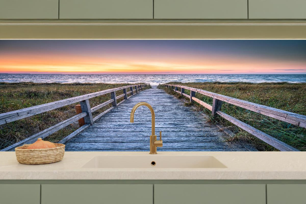 Küchenrückwand - Holzsteg am Strand