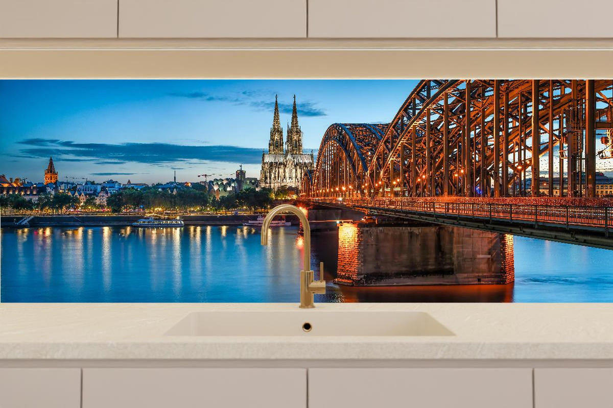 Küchenrückwand - Kölner Dom und Hohenzollernbrücke bei Nacht