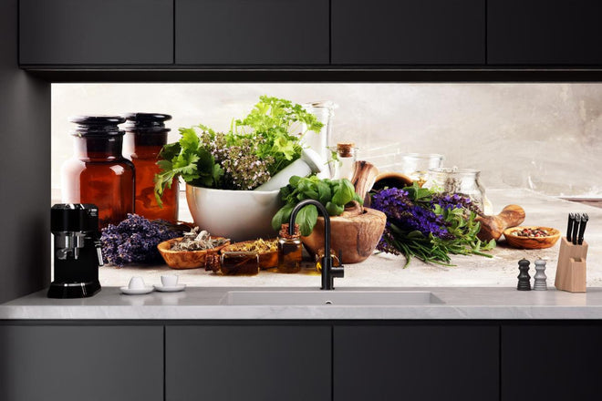 Küchenrückwand - Kräuter- & Aromatherapie