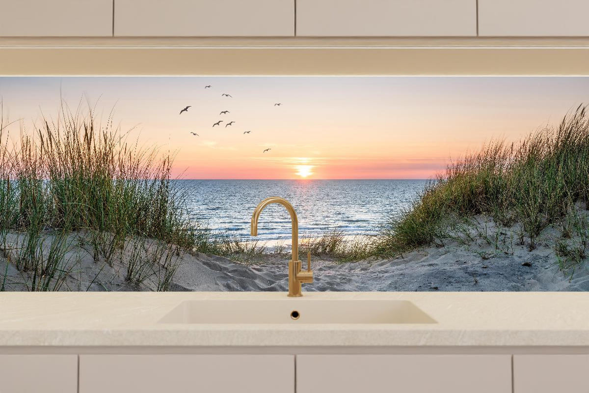Küchenrückwand - Malerischer Sonnenuntergang am Dünenstrand