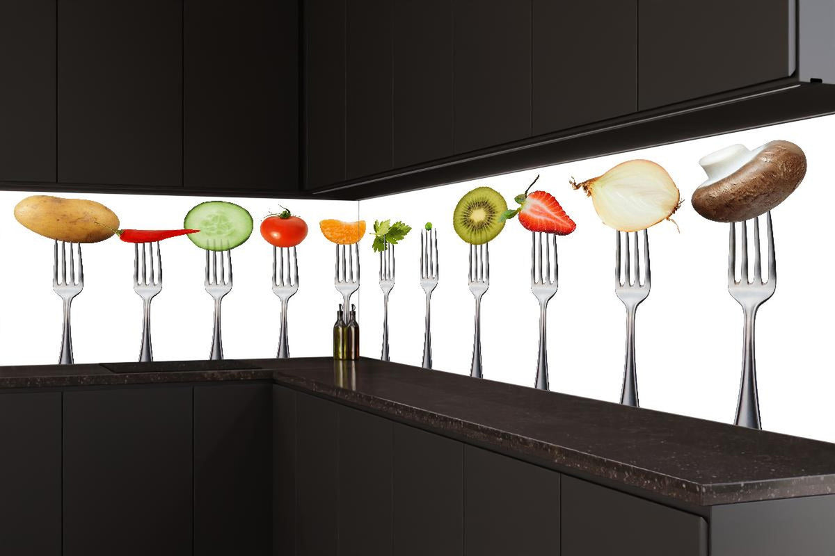 Küchenrückwand - Obst & Gemüse auf Gabeln
