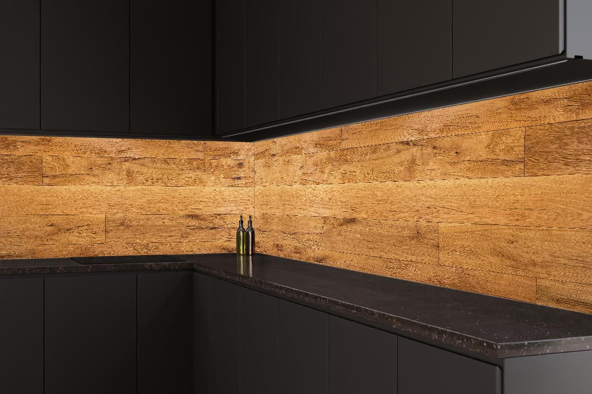 Küchenrückwand - Rustikale Holzplatte