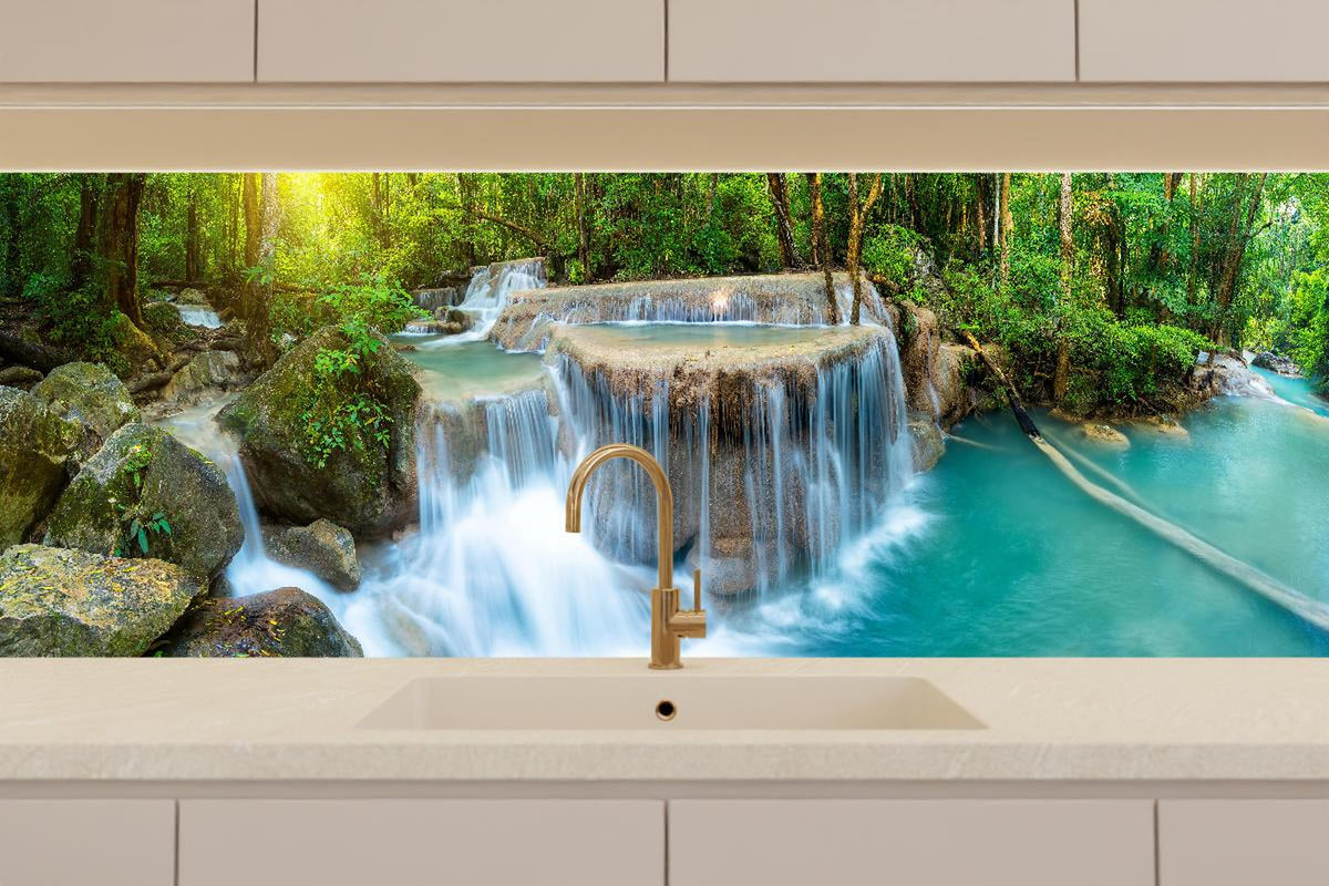 Küchenrückwand - Wasserfall im Wald von Thailand