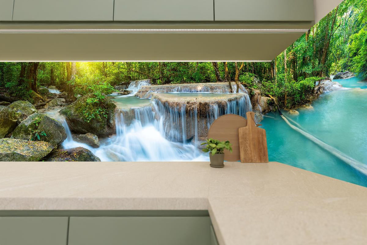 Küchenrückwand - Wasserfall im Wald von Thailand