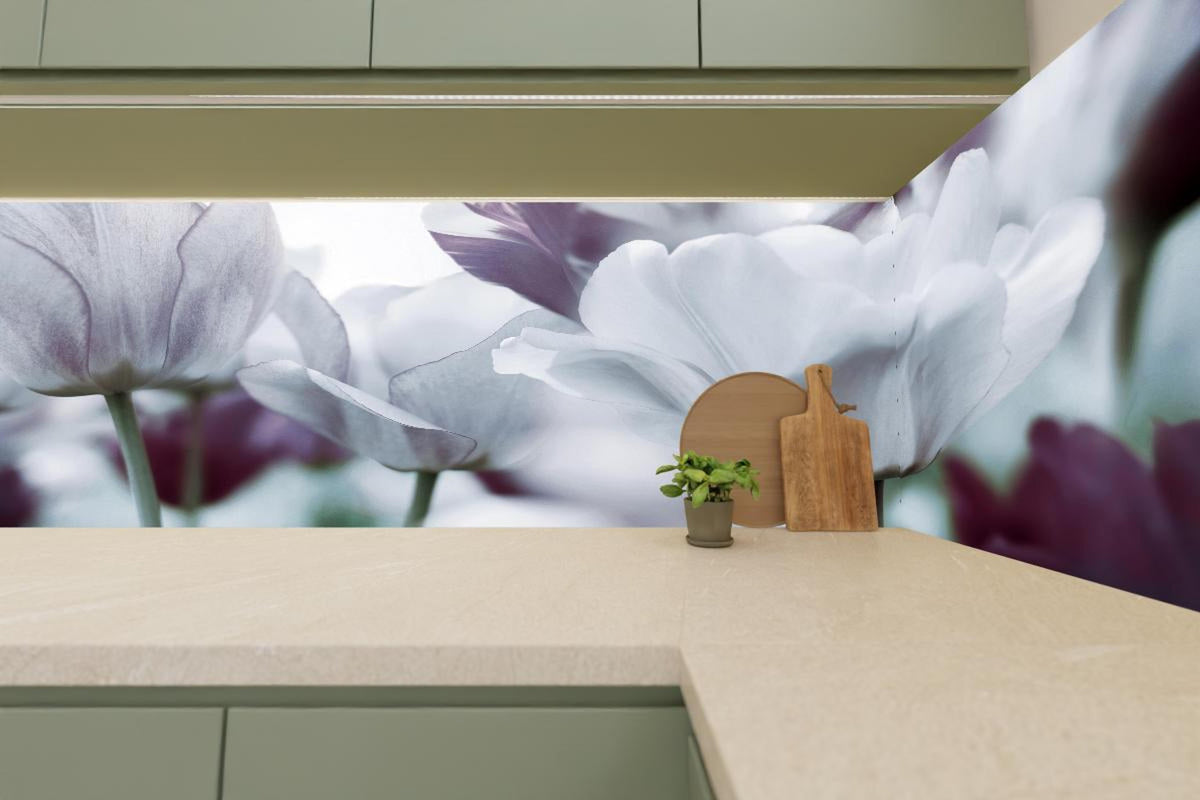 Küchenrückwand - Weiße Tulpen