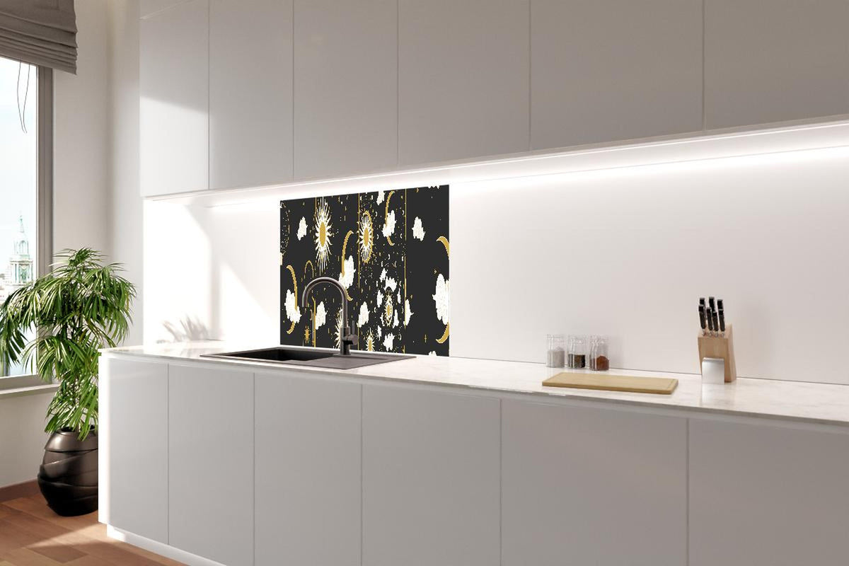 Spritzschutz - Schwarzer Hintergrund mit goldenem Himmel
