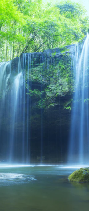 Duschrückwand - Prächtiger Nabigataki-Wasserfall