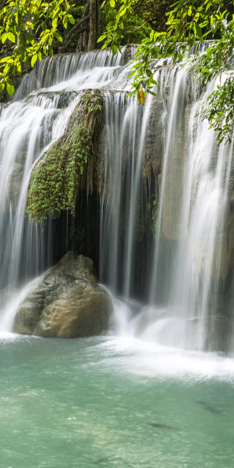 Duschrückwand - Himmlischer Erawan-Wasserfall - Thailand
