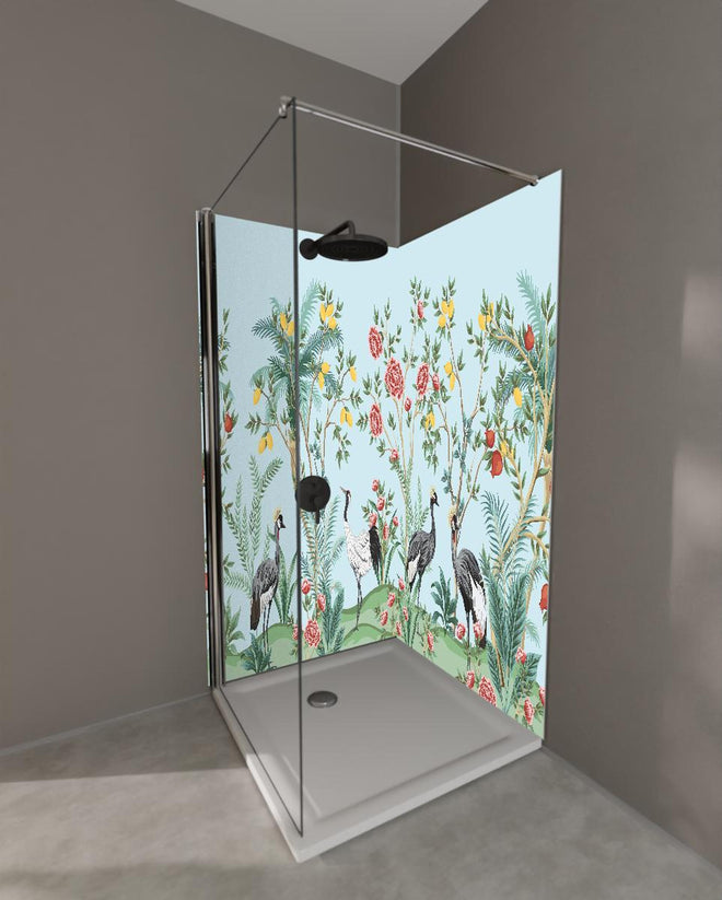 Duschrückwand - Botanische Tapete mit exotischen Vögeln
