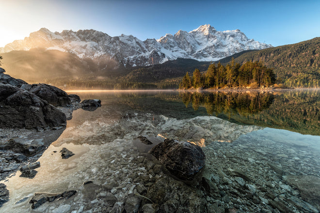Duschrückwand - Friedliche Aussicht auf den Eibsee - Bayern