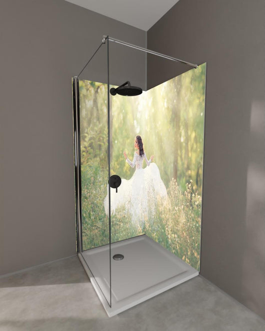 Duschrückwand - Schöne Braut im Wald