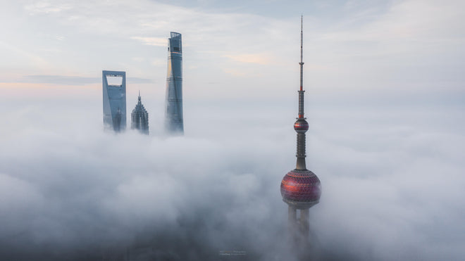Duschrückwand - Shanghai über den Wolken