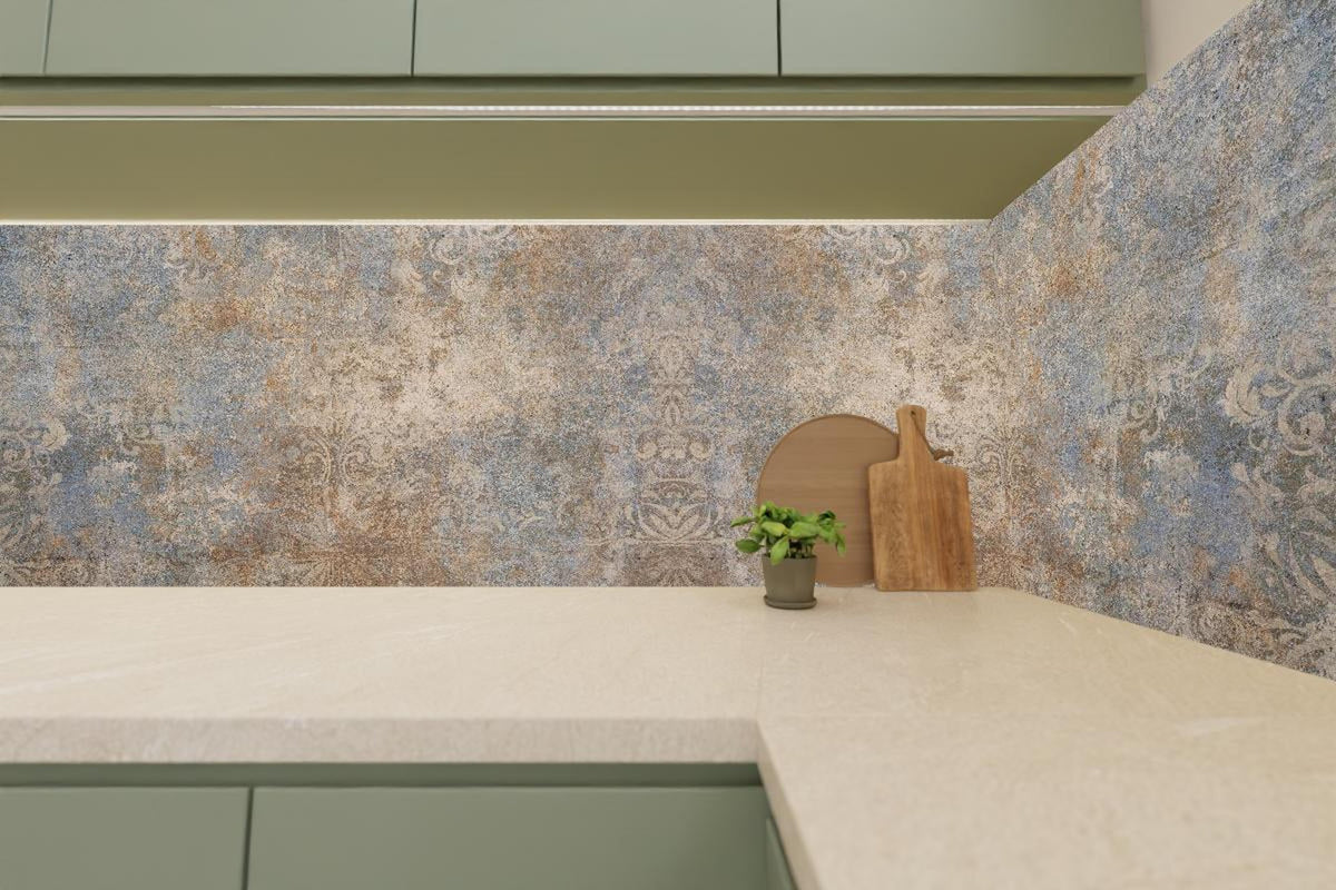 Küchenrückwand - Altes abgenutztes Mosaik Motiv