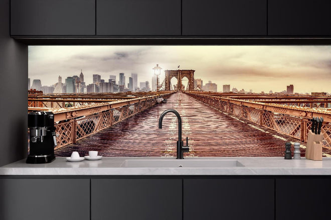 Küchenrückwand - Ansicht der Brücke auf die Stadt