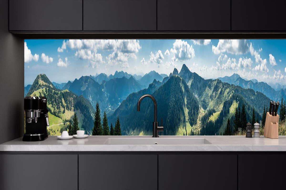 Küchenrückwand - Beeindruckendes Alpenpanorama in Grün-Blau