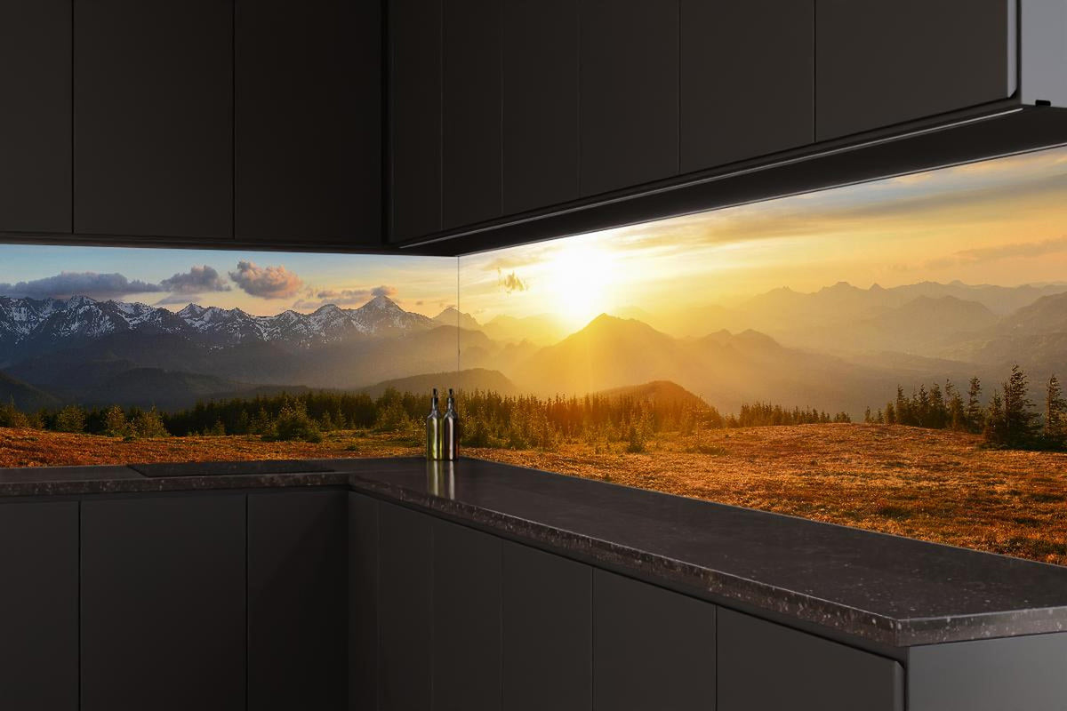 Küchenrückwand - Berge im Sonnenuntergang