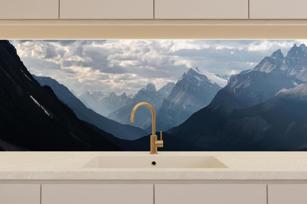 Küchenrückwand - Dramatische Landschaft entlang der Icefields Park