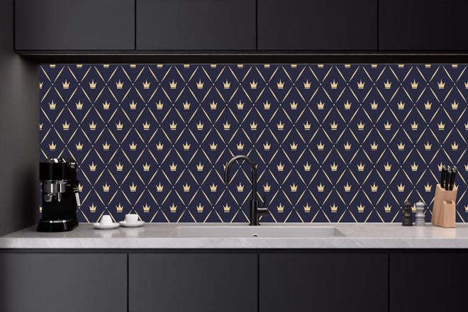 Küchenrückwand - Dunkelblaues Muster mit goldener Verzierung