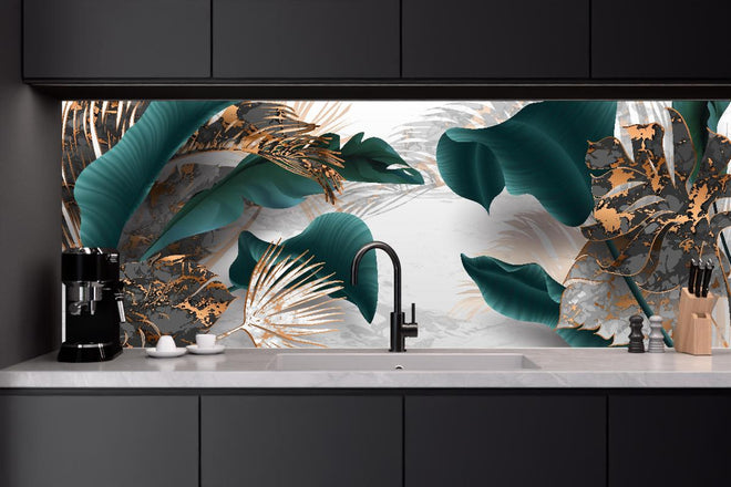Küchenrückwand - Edles Blattwerk in Grün mit Goldakzenten