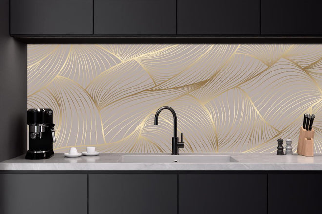 Küchenrückwand - Elegantes Gold-Beige Wellenstruktur Design