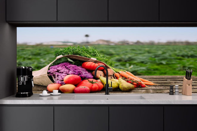 Küchenrückwand - Frische Bio-Ernte in Bunt