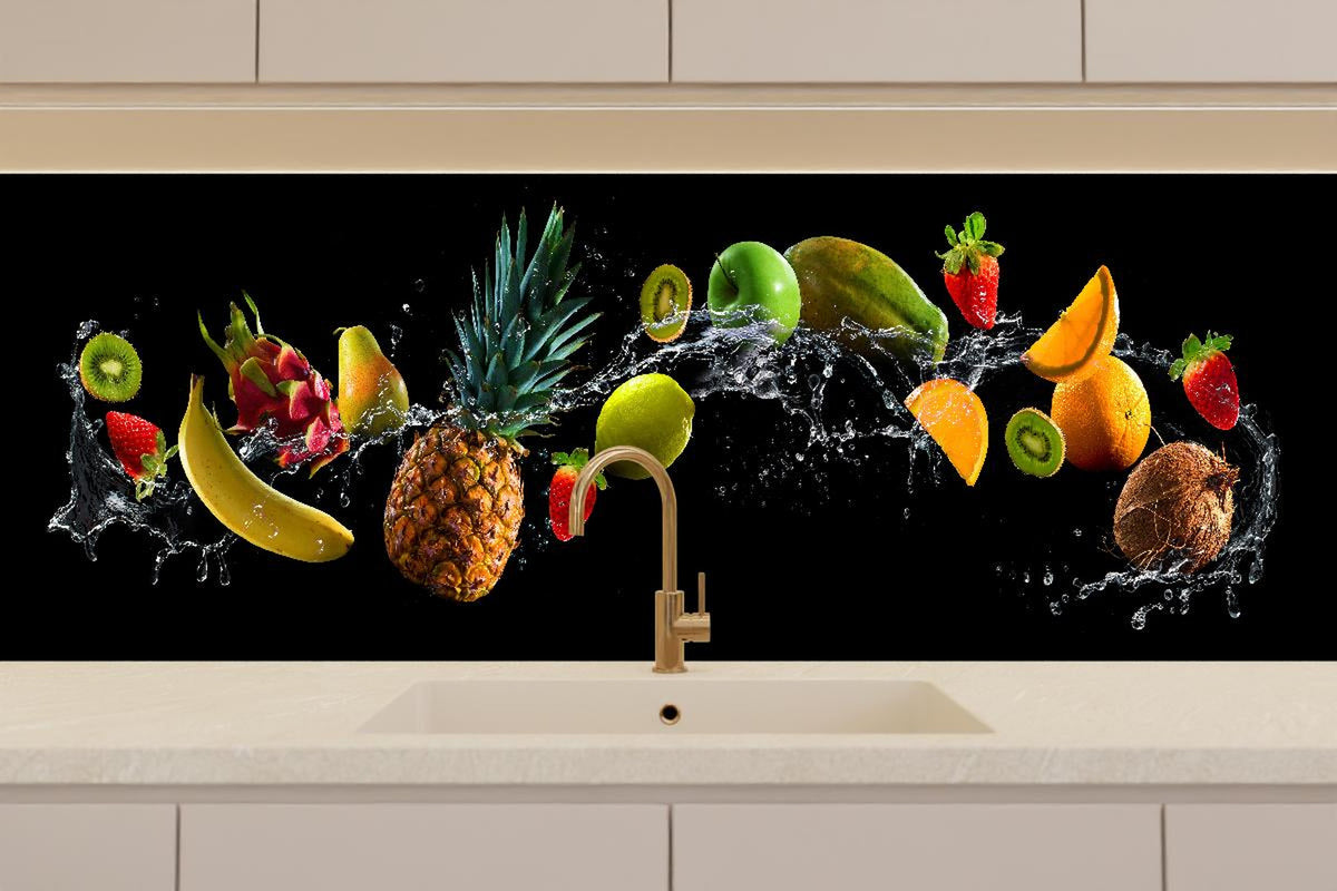 Küchenrückwand - Früchte mit Wasserspritzern