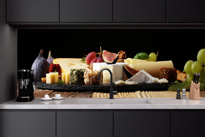 Küchenrückwand - Leckerer Käseteller