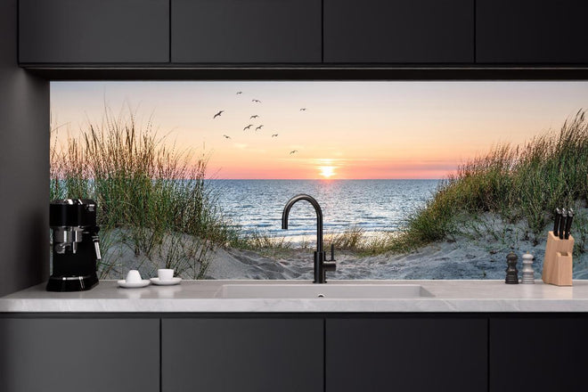 Küchenrückwand - Malerischer Sonnenuntergang am Dünenstrand