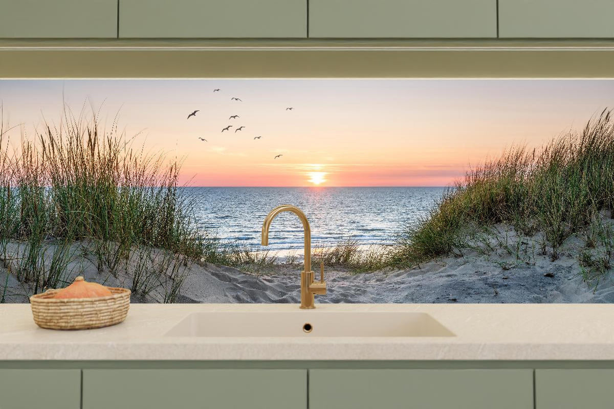 Küchenrückwand - Malerischer Sonnenuntergang am Dünenstrand