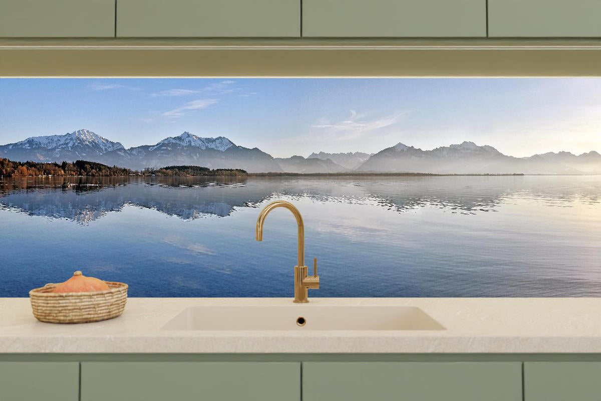 Küchenrückwand - Panorama Bergsee bei Morgendämmerung Bild