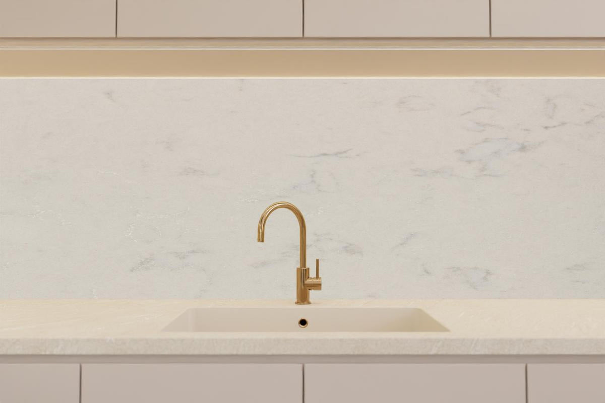 Küchenrückwand - Quarz Onyx White