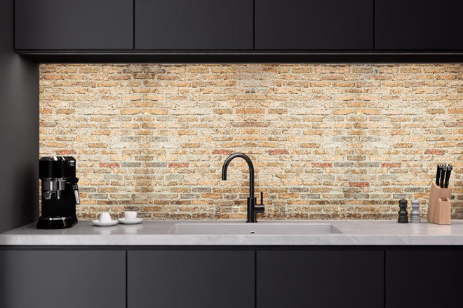 Küchenrückwand - Rustikale Backsteinmauer