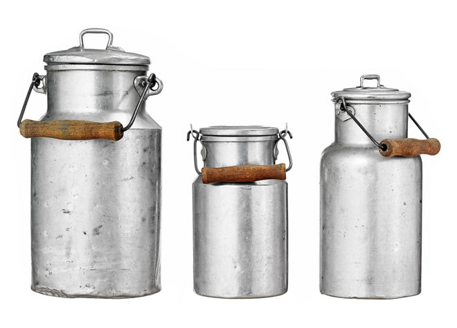Küchenrückwand - Rustikales Metall Milchkannen Trio mit Deckel