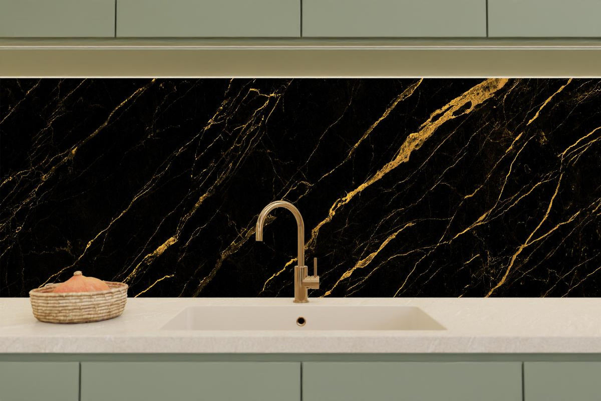 Küchenrückwand - Schwarz goldener Marmor