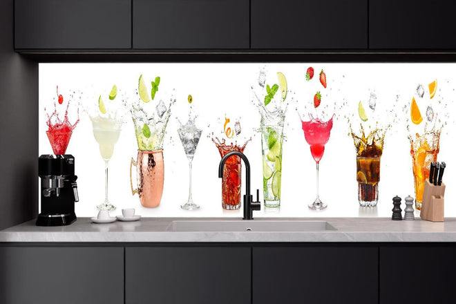 Küchenrückwand - Spritzende Cocktails