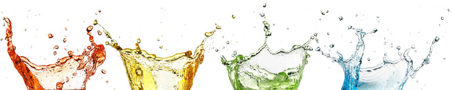 Küchenrückwand - Spritziges buntes Wasser