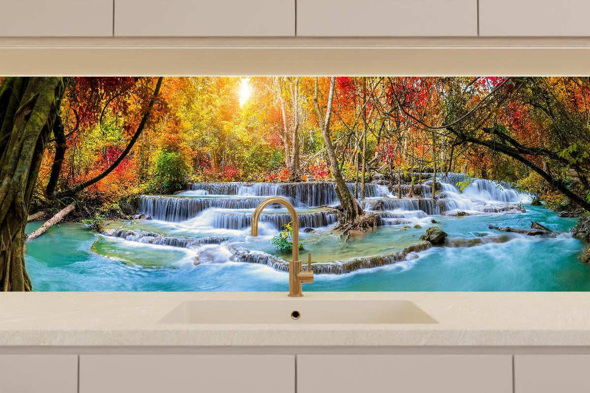 Küchenrückwand - Wasserfall im Wald Thailand Nationalparks
