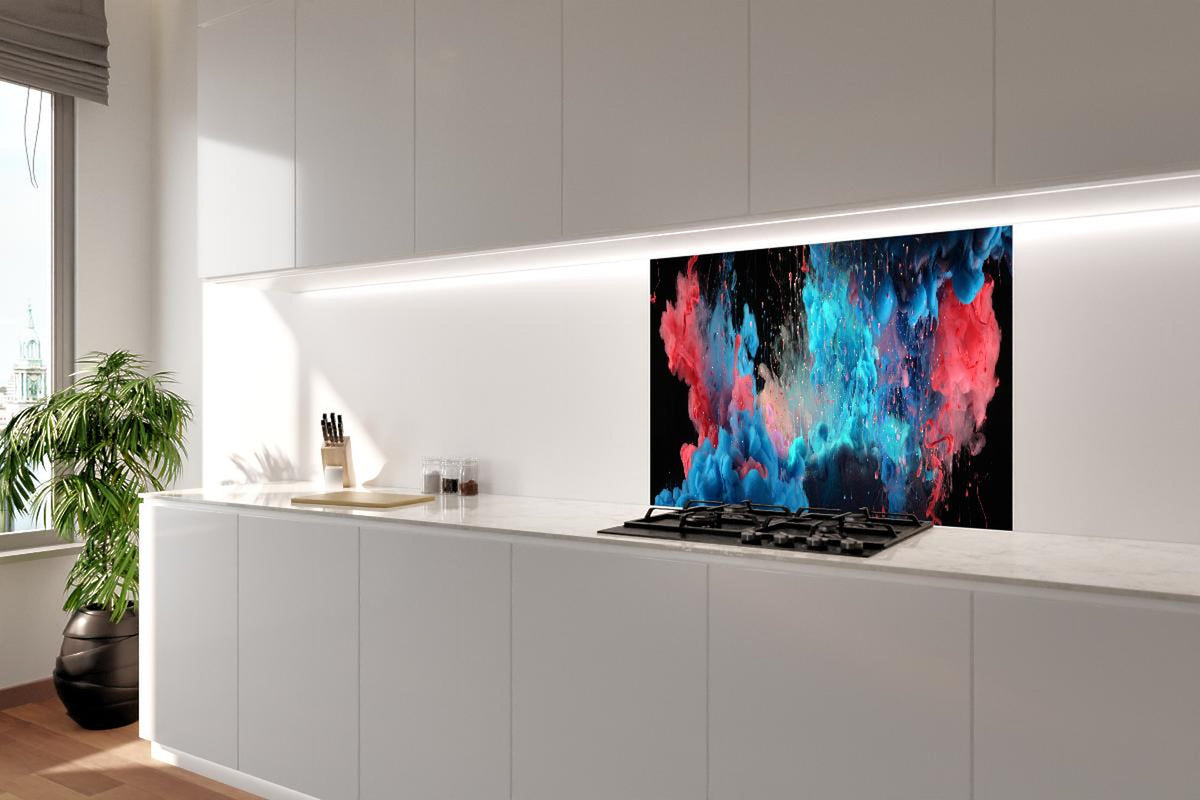 Spritzschutz - Blaue und rote Acryl-Farben auf Schwarz