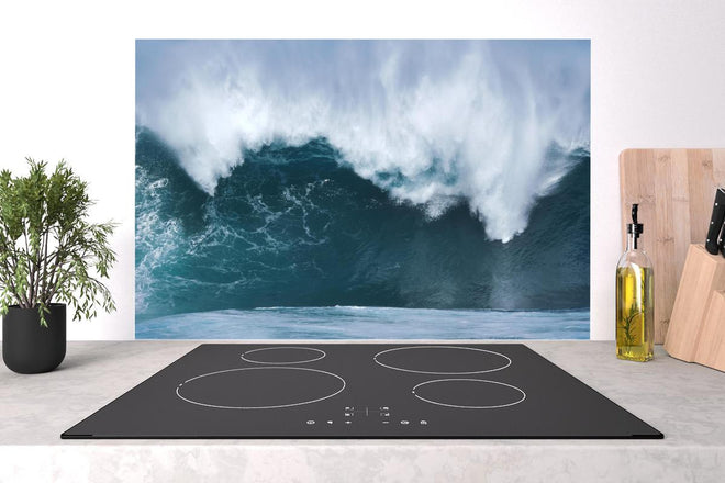 Spritzschutz - Große Welle im Ozean