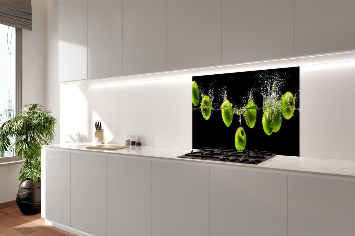 Spritzschutz - Grüne Äpfel im Wasser